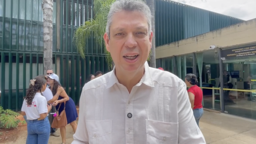 Márcio Macêdo diz que deixa governo para se candidatar