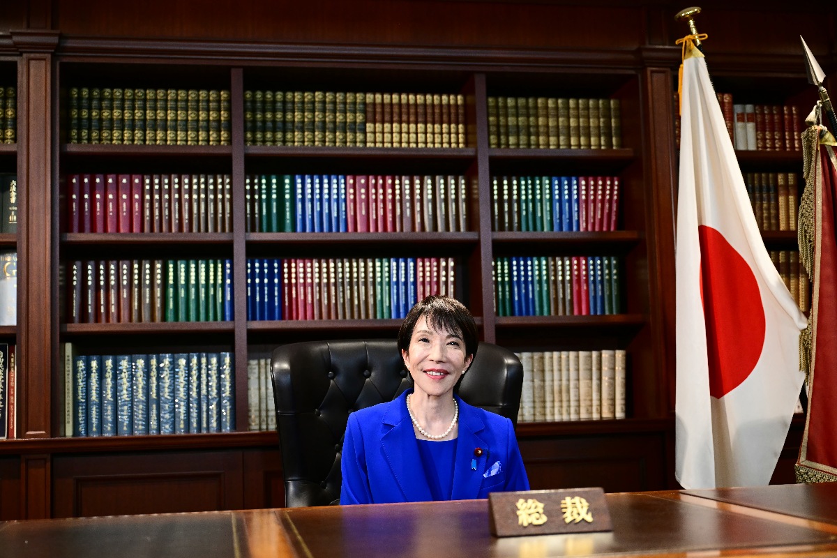 Metaleira e fã de Thatcher: quem é Sanae Takaichi, 1ª premiê do Japão