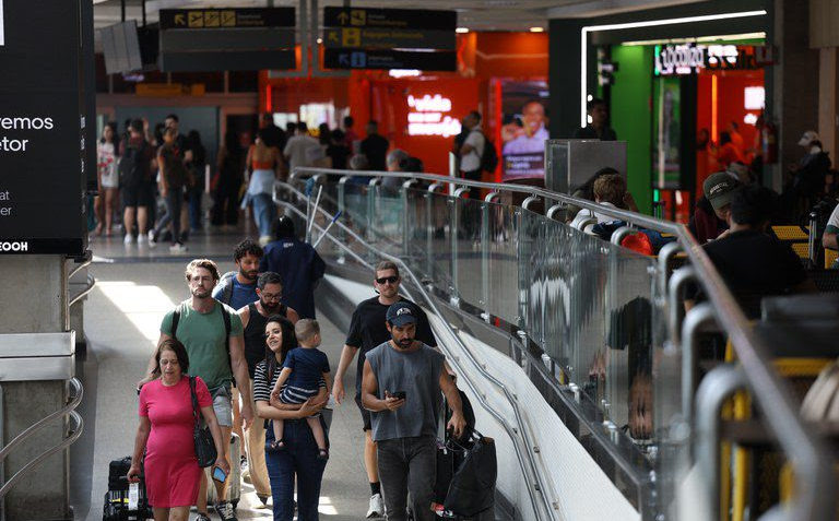 Brasil registra recorde de 33,6 mi de passageiros em voos no 3º tri