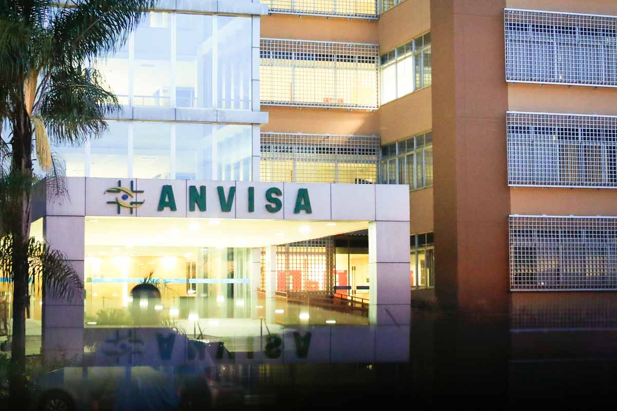 Anvisa suspende lotes de sal do Himalaia e proíbe “chá do milagre”
