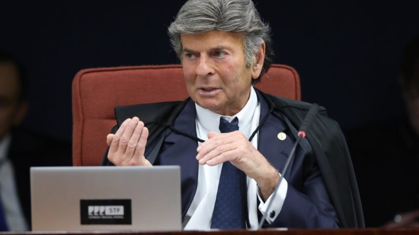 Fux responde comentário de Ferrajoli ao seu voto: "Militância"