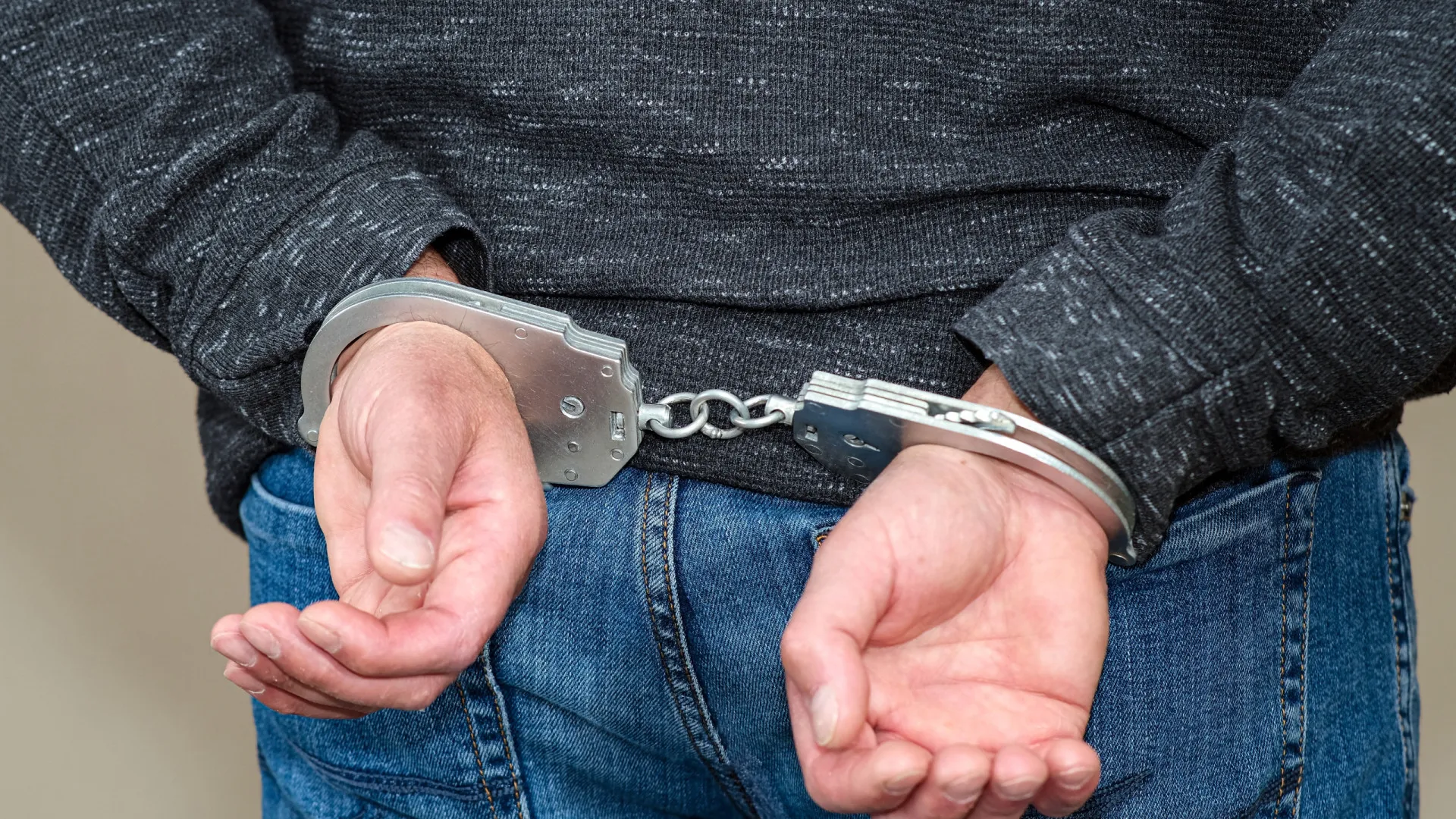Homem é preso em Portugal após oferecer 100 mil euros para matar brasileira