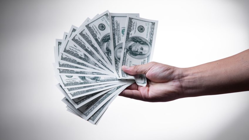 Dólar sobe para R$ 5,39 e Bolsa cai 0,29%