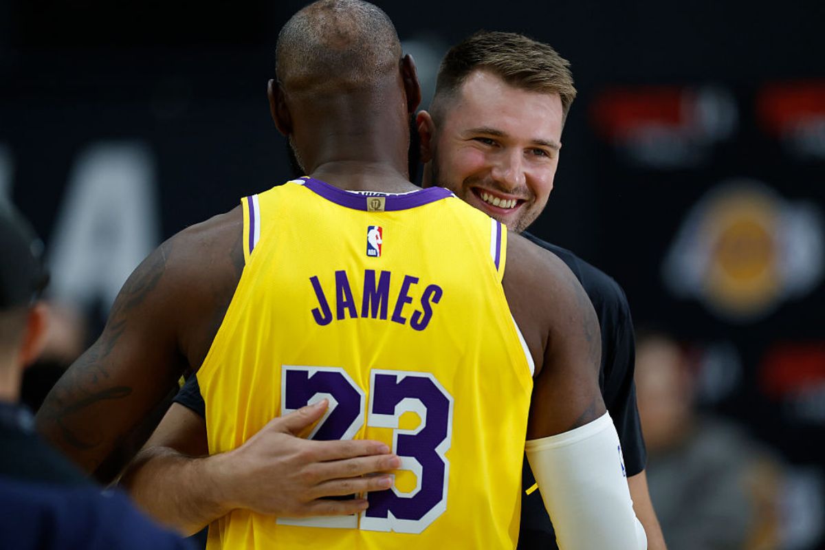 Doncic deve assumir protagonismo em estreia dos Lakers sem LeBron