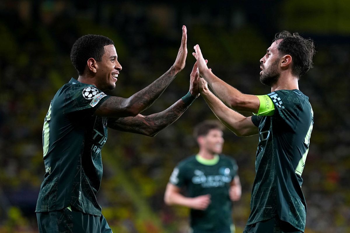 Manchester City vence Villarreal e segue invicto na Champions League