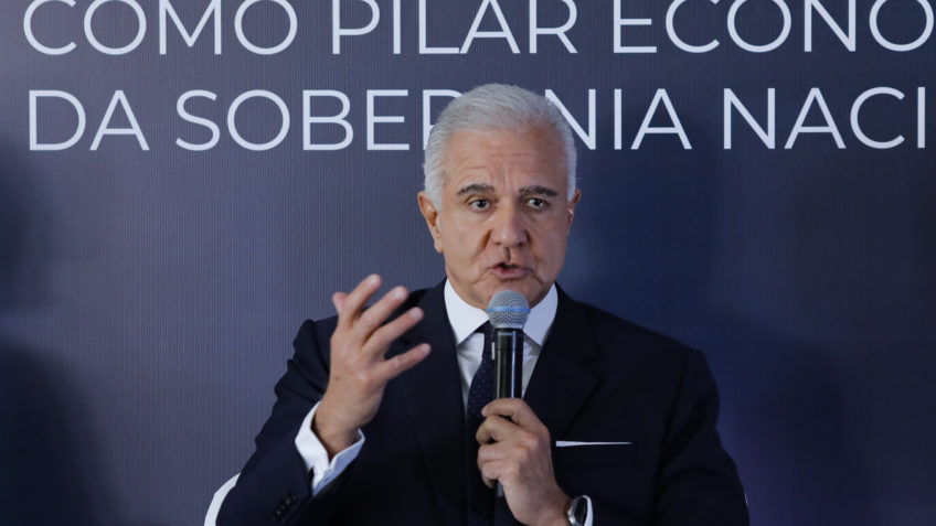 Felca é um influenciador sem grande expressão, diz deputado