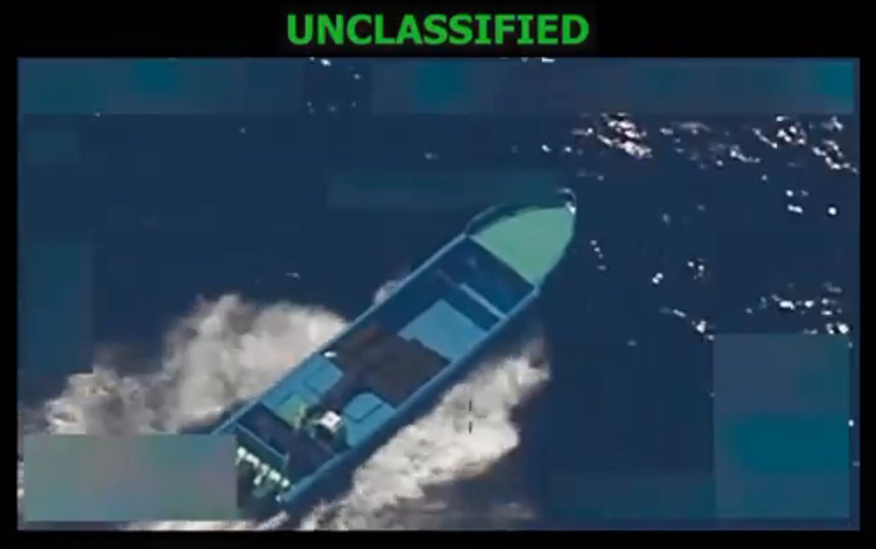 Vídeo mostra primeiro ataque dos EUA contra barco no Pacífico