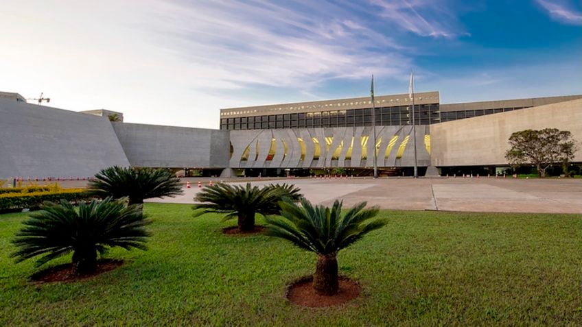 STJ: Bancos devem indenizar cliente por falha que permita golpes