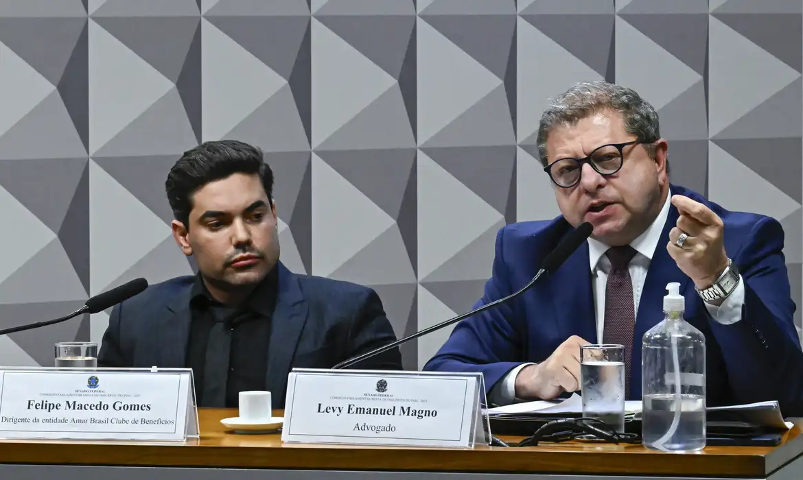 Deputados pedem prisão de ex-presidente de entidade em CPMI do INSS