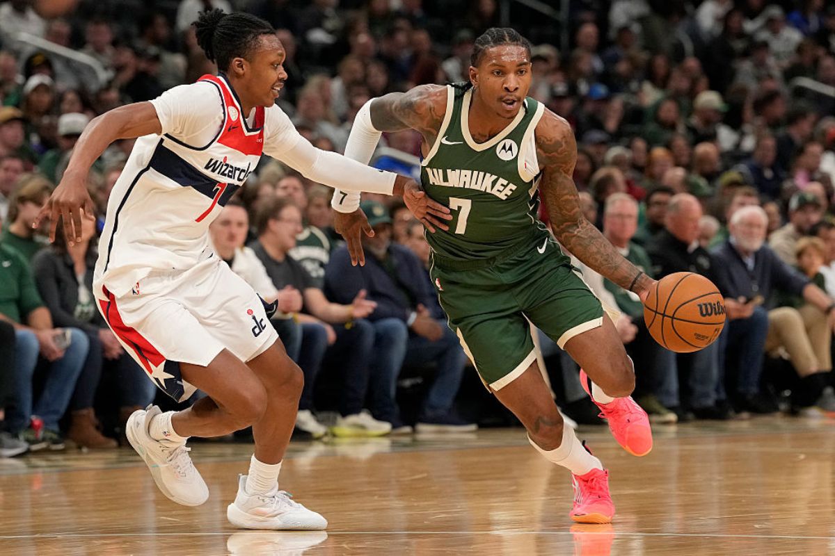 Kevin Porter Jr. desfalca Milwaukee Bucks por entorse no tornozelo