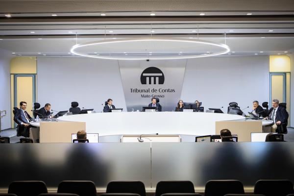 TCE-MT aprecia contas de governo de mais três municípios
