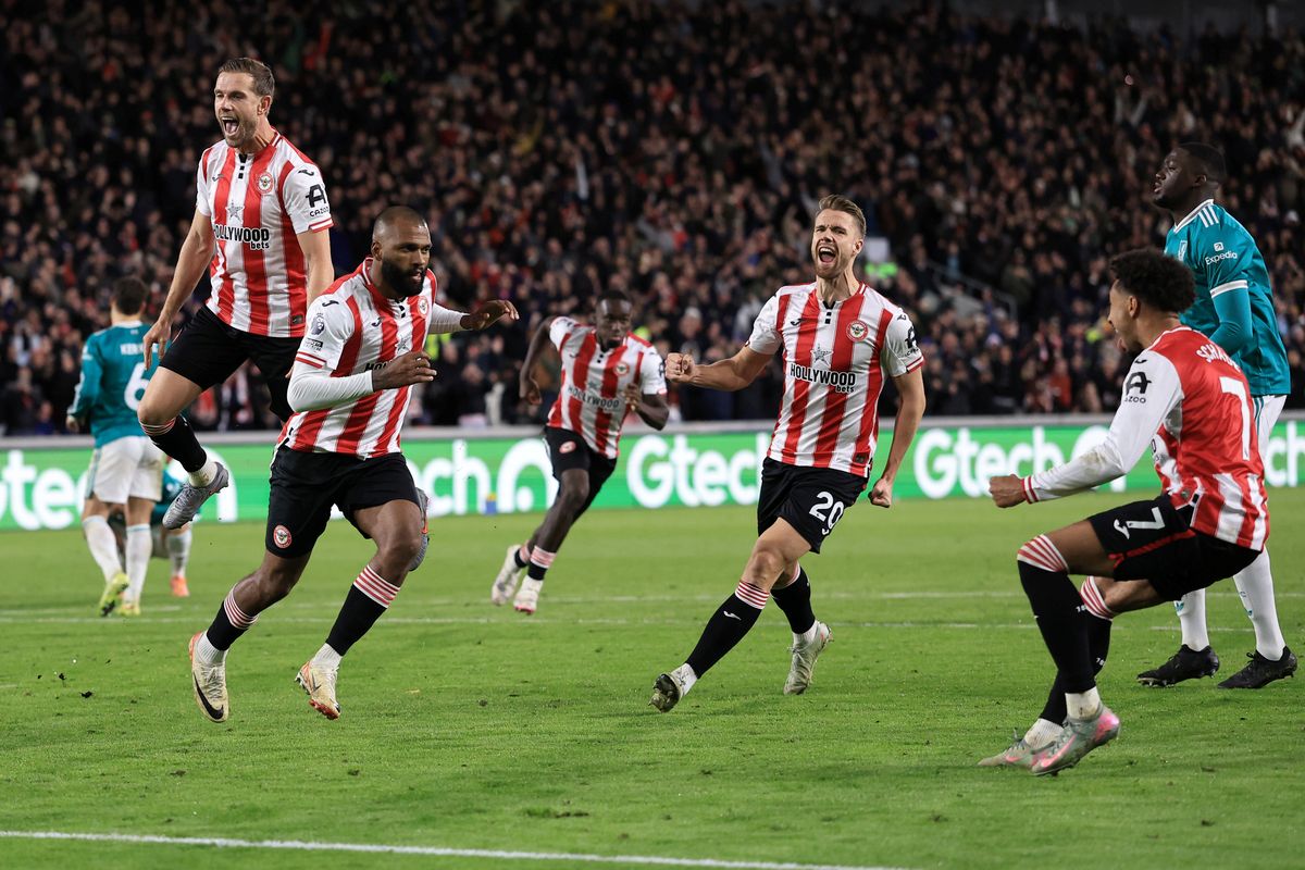 Liverpool perde para Brentford em 4ª derrota seguida na Premier League