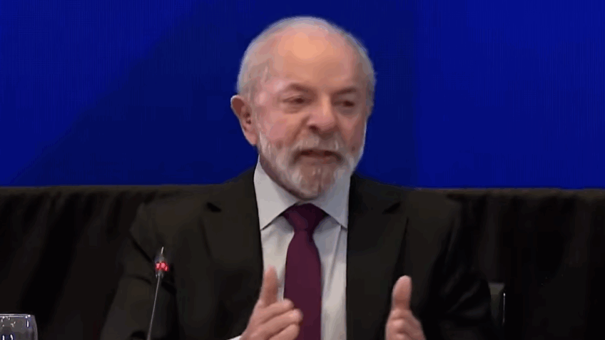 Brasil não deve querer só vender, mas também comprar, diz Lula