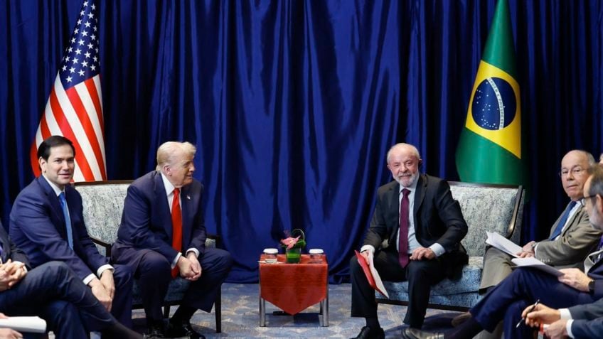 “Franca e construtiva”, diz Lula sobre reunião com Trump
