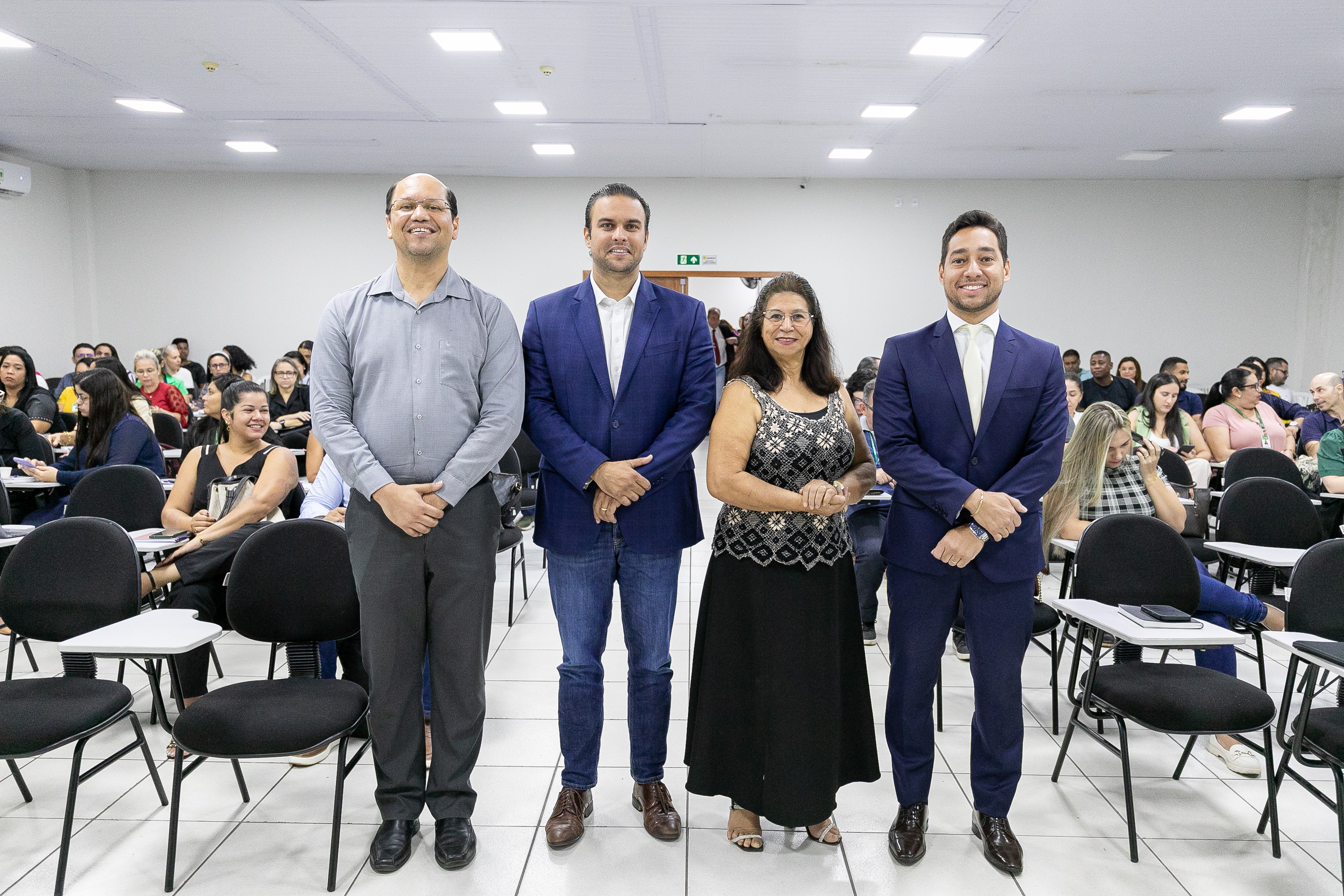 Cuiabá qualifica 1,4 mil servidores em 55 cursos de capacitação