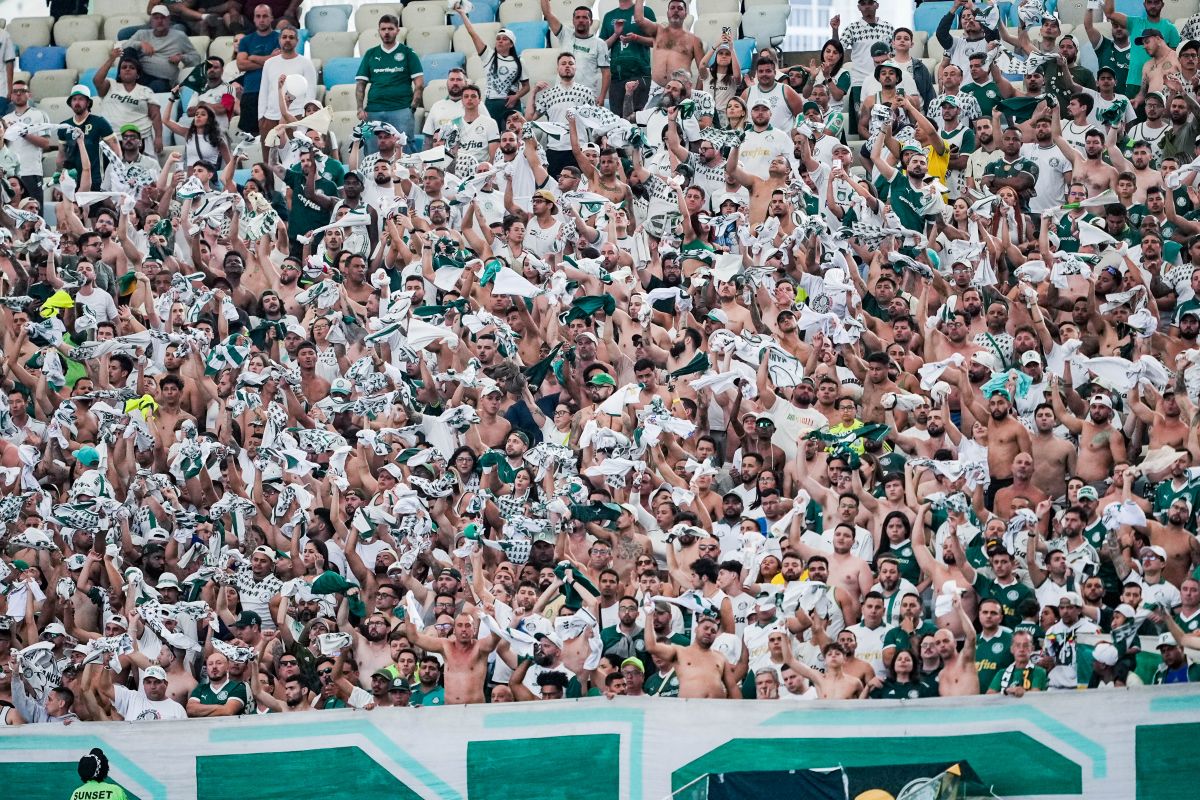 Torcida do Palmeiras pede treino aberto antes de jogo na Libertadores