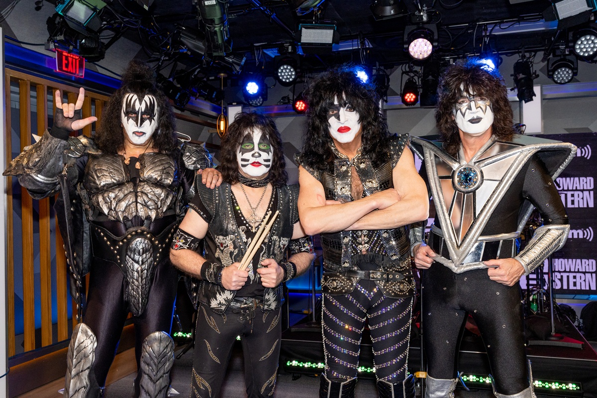 Membro da equipe do Kiss morre um mês após o guitarrista Ace Frehley