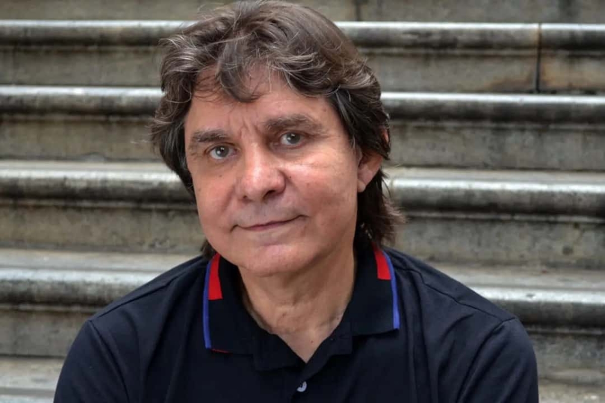 Lô Borges passa por traqueostomia e respira com ajuda de aparelhos