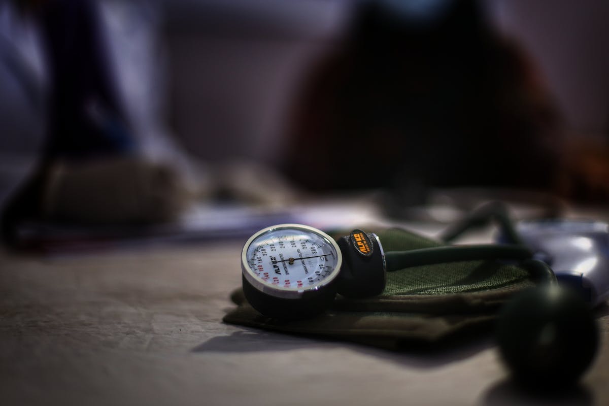 Hipertensão: saiba quais são os principais sintomas da pressão alta