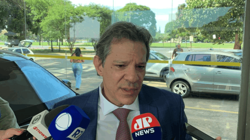 Governo do Rio não fez nada, diz Haddad sobre o crime organizado