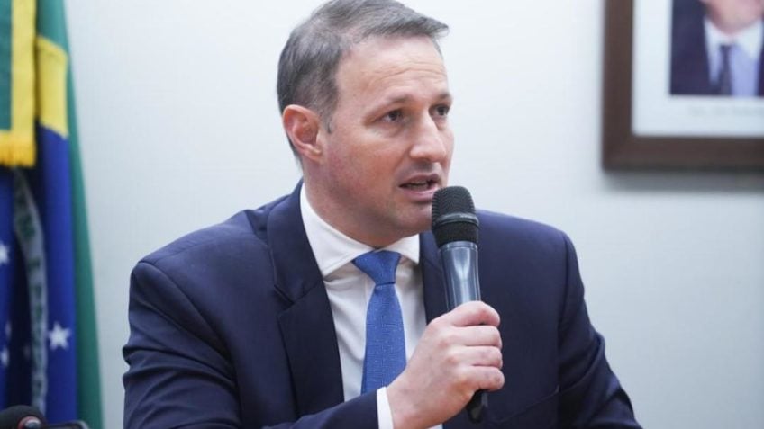 Derrite vai se licenciar de SP para relatar PL que muda Lei Antiterrorismo