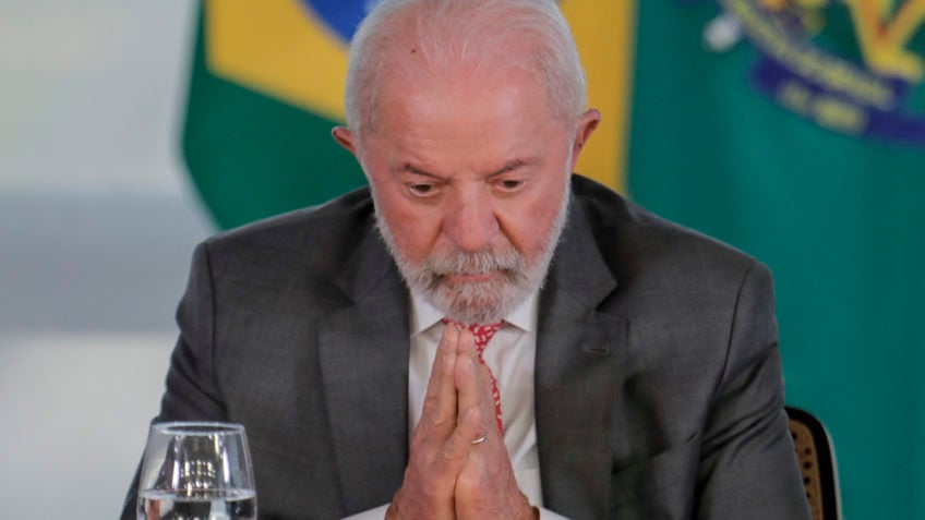 Lula defende ação coordenada para atingir espinha dorsal do crime