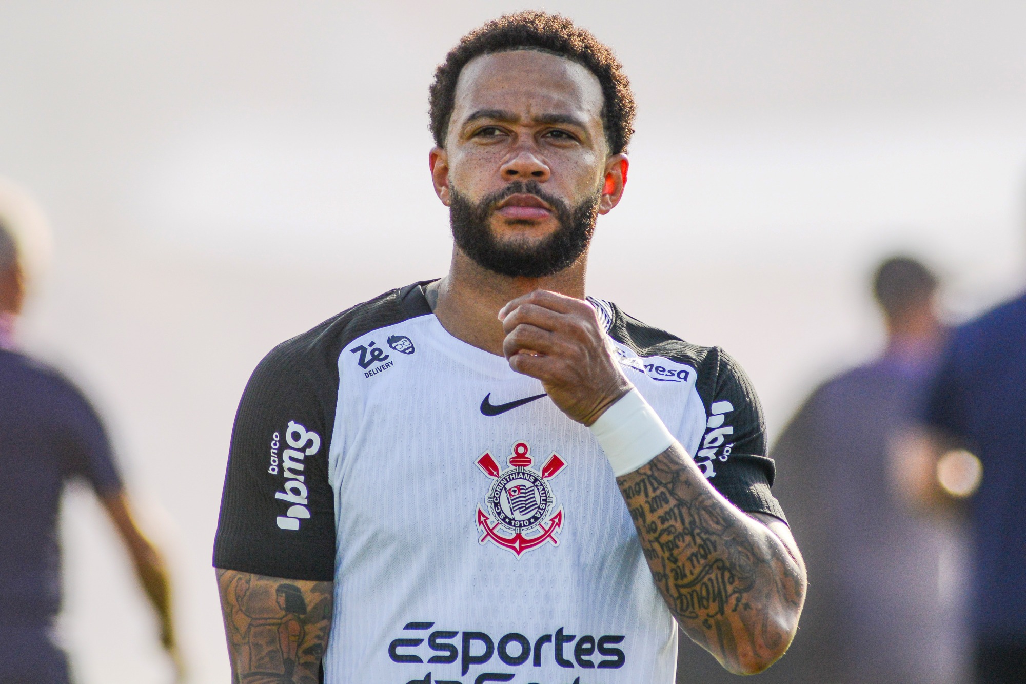 Depay, do Corinthians, manda recado para Oruam após megaoperação no RJ