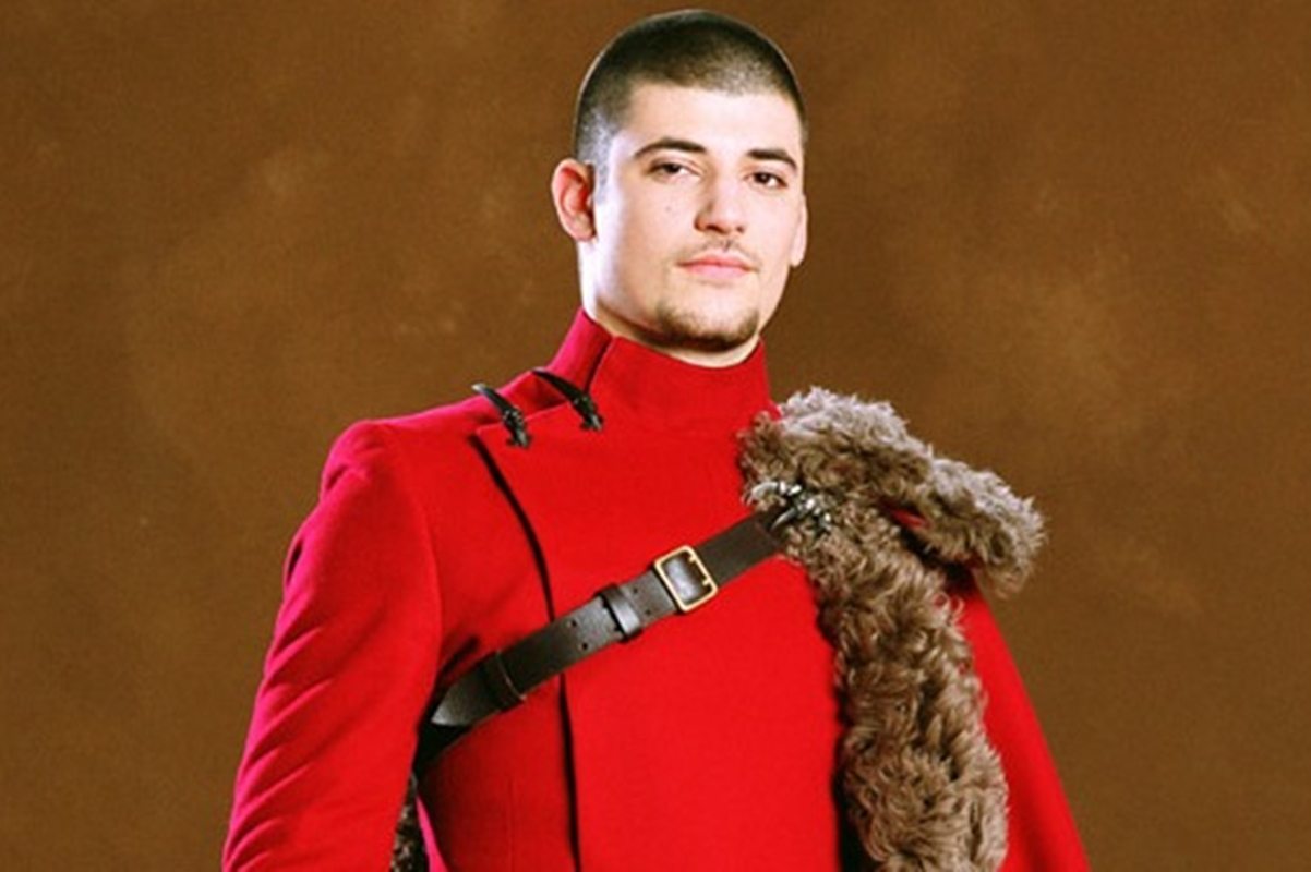 Lembra dele? Ator galã de Harry Potter surge com visual irreconhecível