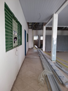 Vereadora Paula Calil anuncia implantação de faixa elevada e início de reforma em unidade de educação infantil