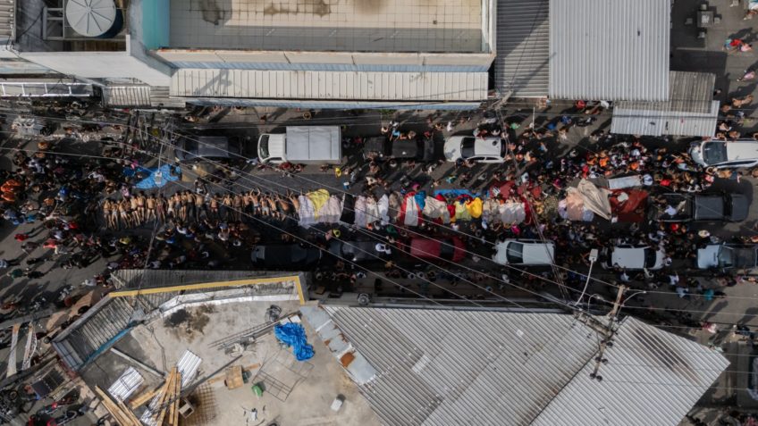 Juiz que autorizou megaoperação defendeu ação rígida de policiais