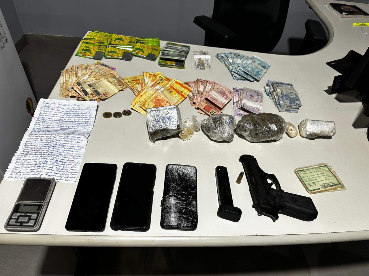 Polícia Civil prende faccionados responsáveis por abastecer pontos de venda de drogas em Arenápolis