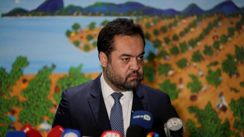 Aprovação de Castro bate recorde após megaoperação no Rio