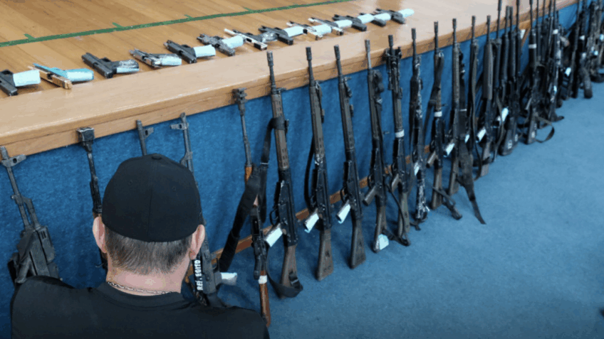 Armas apreendidas no Rio valem R$ 12,8 milhões, diz polícia