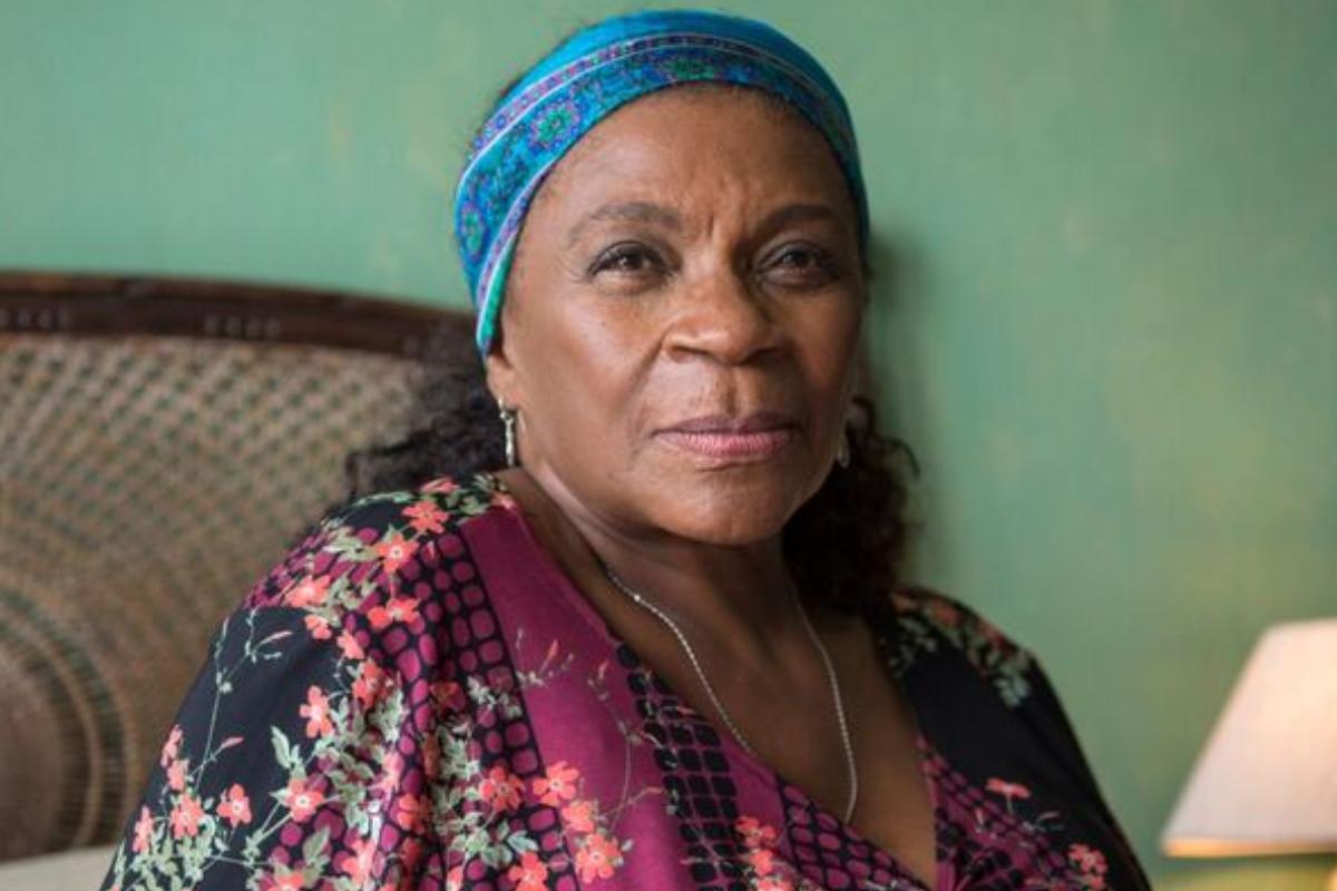 Zezé Motta diz que foi vítima de abuso e expõe dores em desabafo