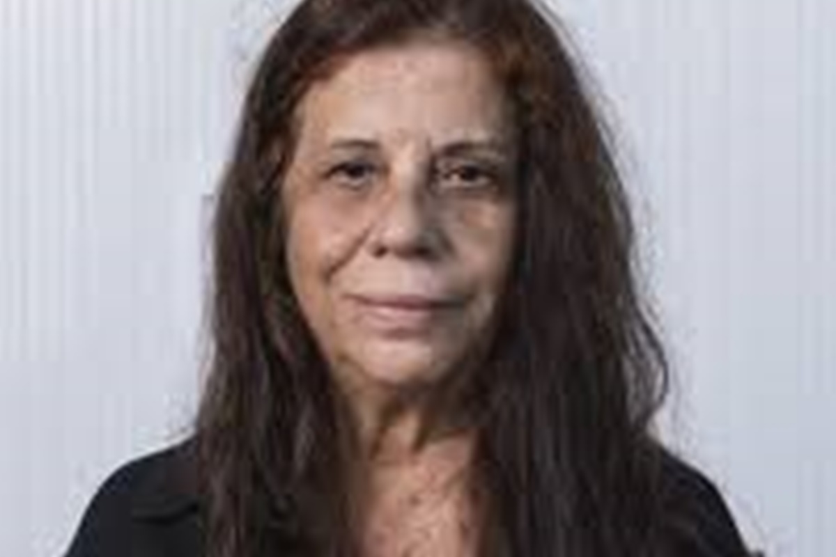 Após filha relatar sumiço, atriz Maria Gladys é vista pelas ruas do RJ