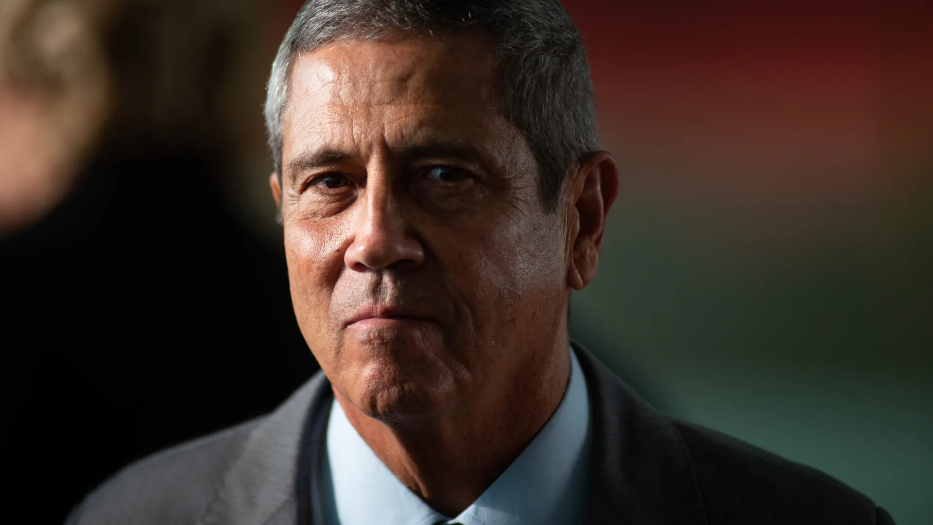 Moraes mantém prisão de Braga Netto