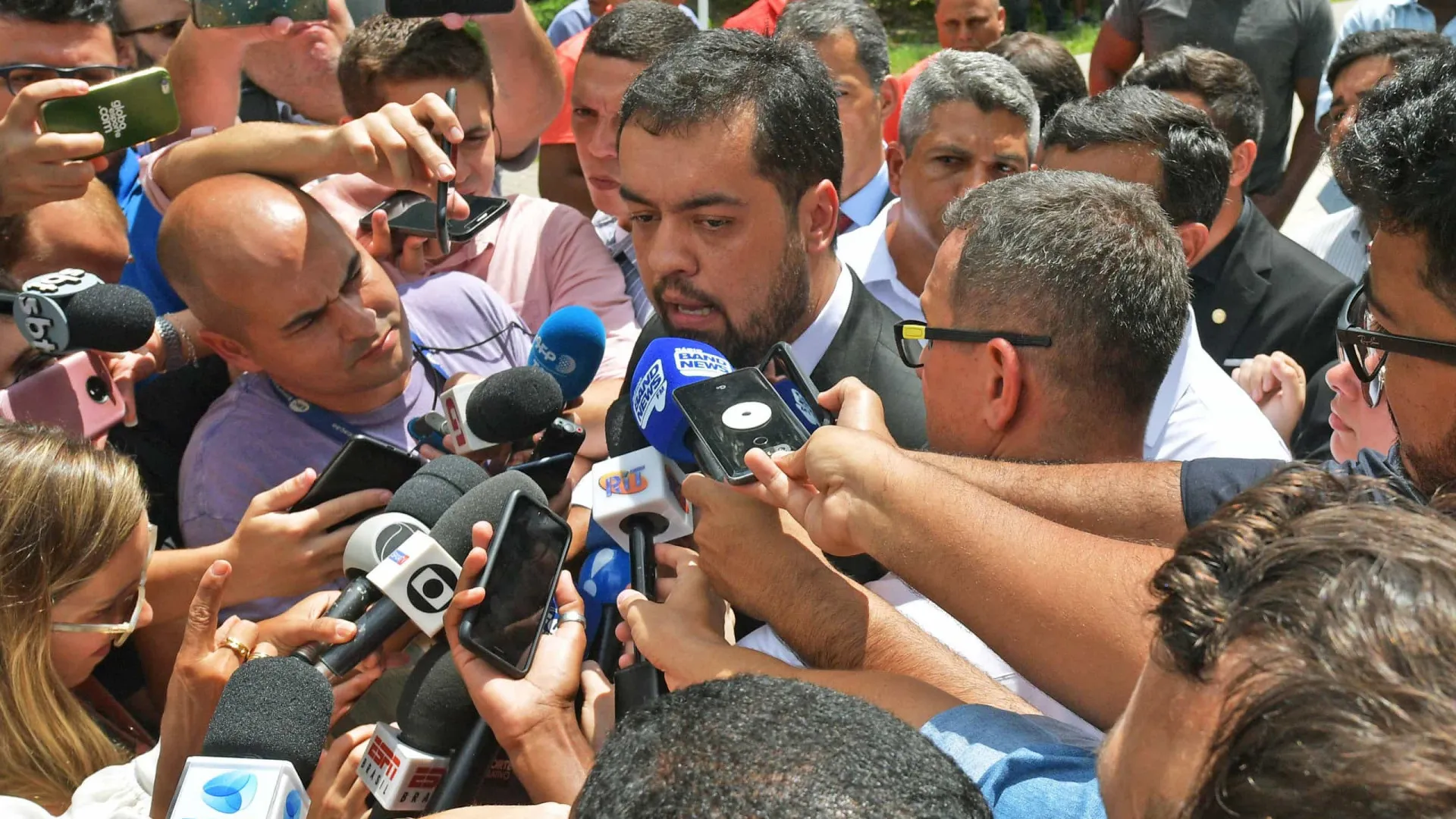 Castro defende no STF operação que deixou mais de 120 mortos no Rio