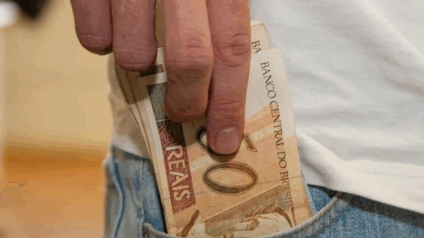 Datafolha: 43% não guardam dinheiro para emergências