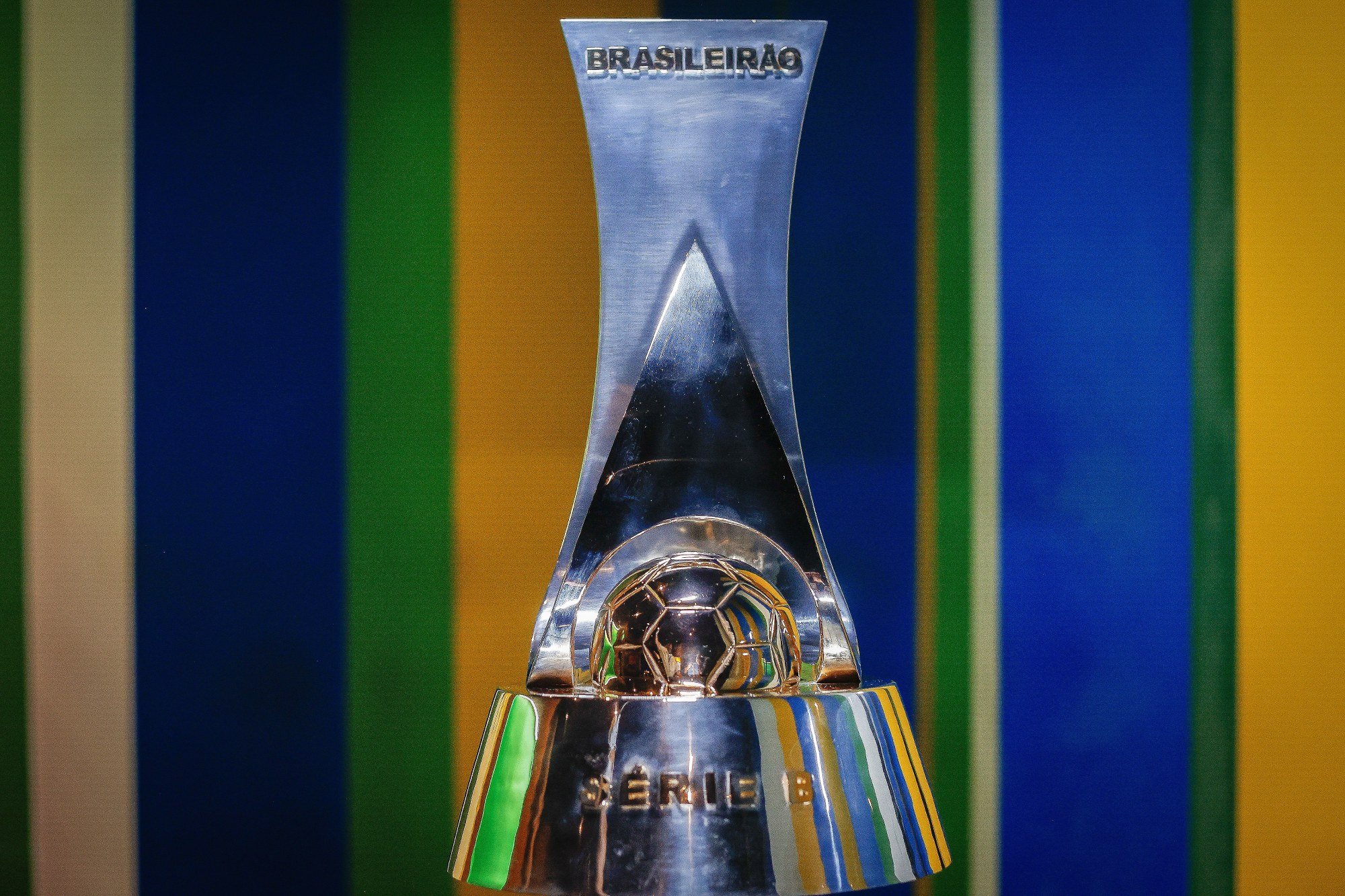 Confira as chances de acesso e rebaixamento na Série B do Brasileirão