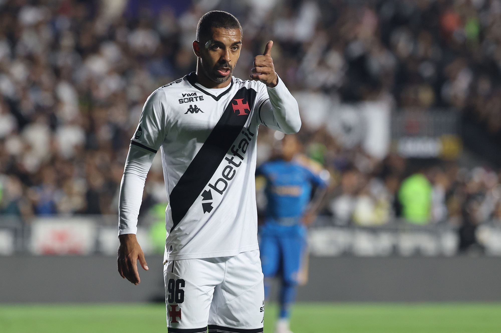 Vasco terá desfalques de peso em clássico contra Botafogo. Saiba quais