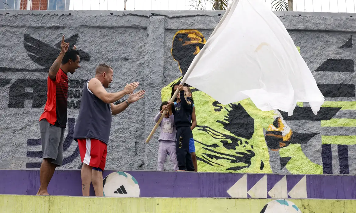 Secretários de segurança do RJ e do governo federal se reúnem