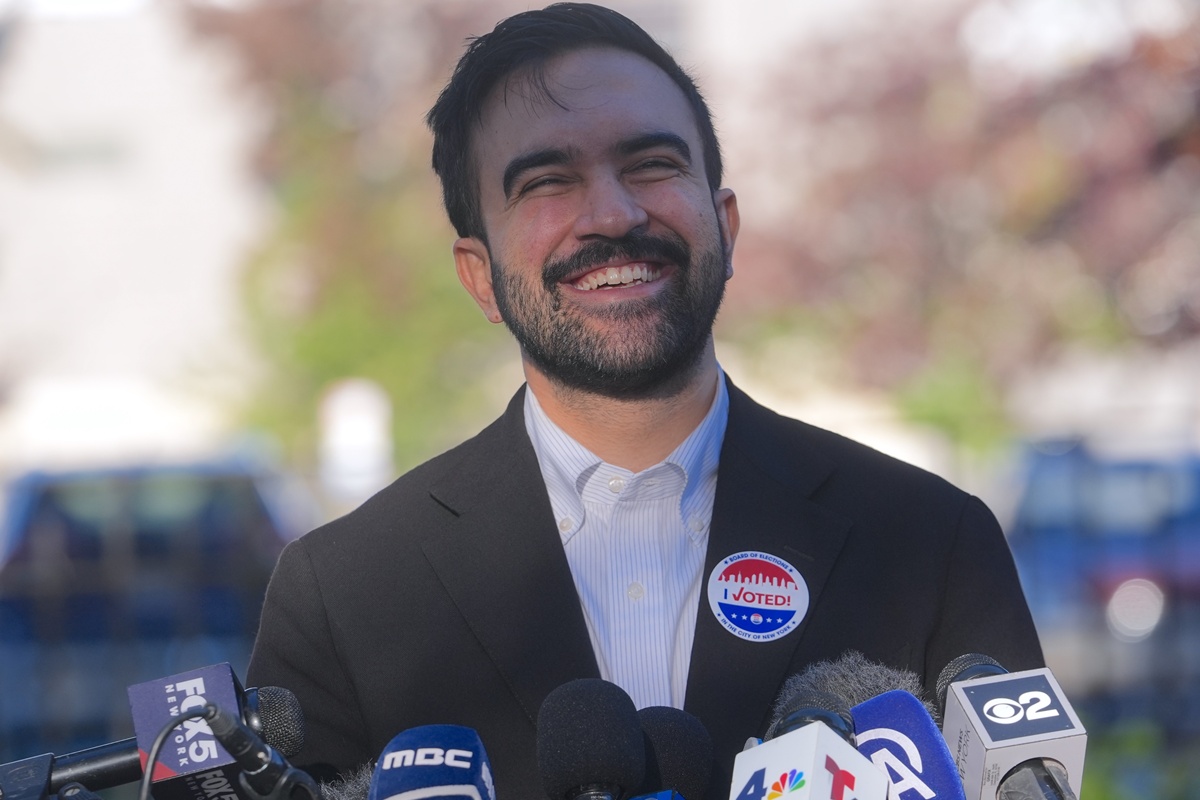 Quem é Zohran Mamdani, o socialista eleito prefeito de Nova York