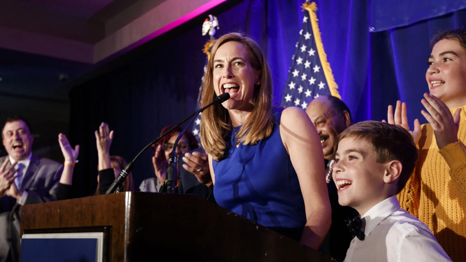 Democratas vencem eleições nos EUA e impõem derrota a Donald Trump