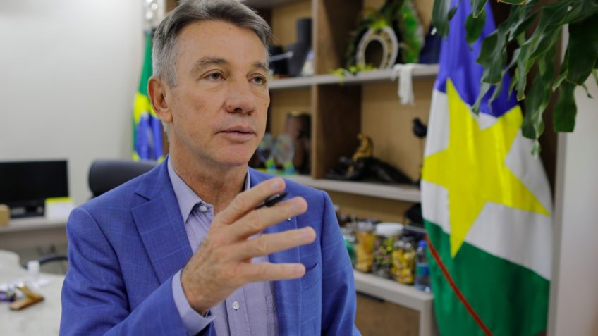 Roraima saiu do apagão para ser referência em energia, diz governador