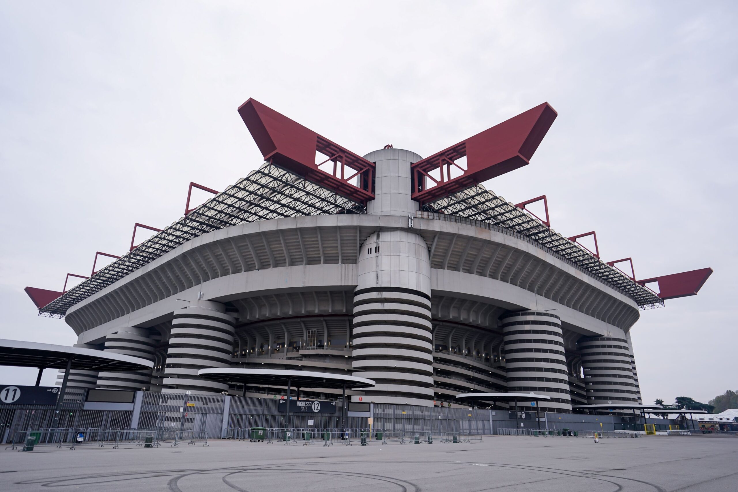 Rivais acertam compra conjunta de estádio lendário do futebol mundial