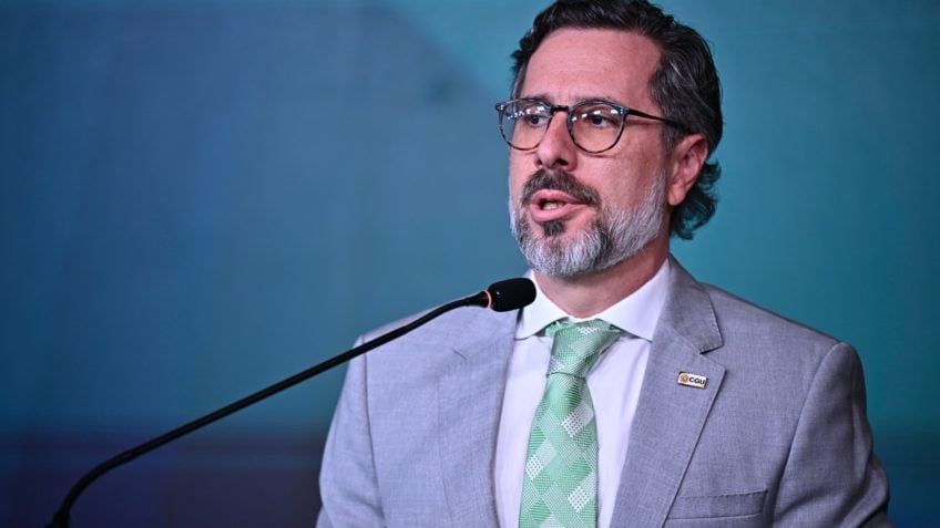 CGU diz que fica lisonjeado em ser lembrado para vaga do STF