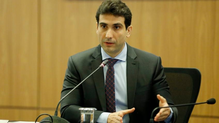 Galípolo irá ao Senado explicar acordo do BC com Campos Neto