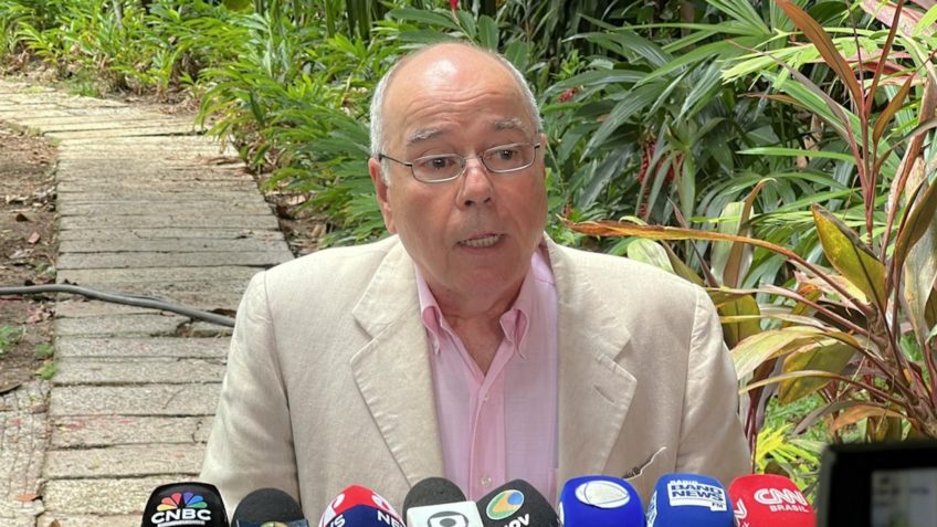 Mauro Vieira terá nova reunião com Rubio sobre tarifaço no Canadá