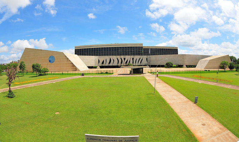 STJ anula condenação da Petrobras em disputa bilionária