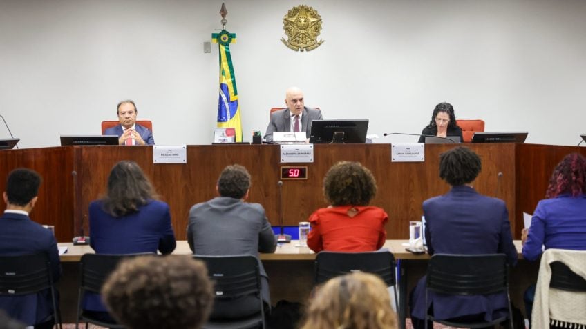 Moraes manda PF investigar crime organizado no Rio de Janeiro